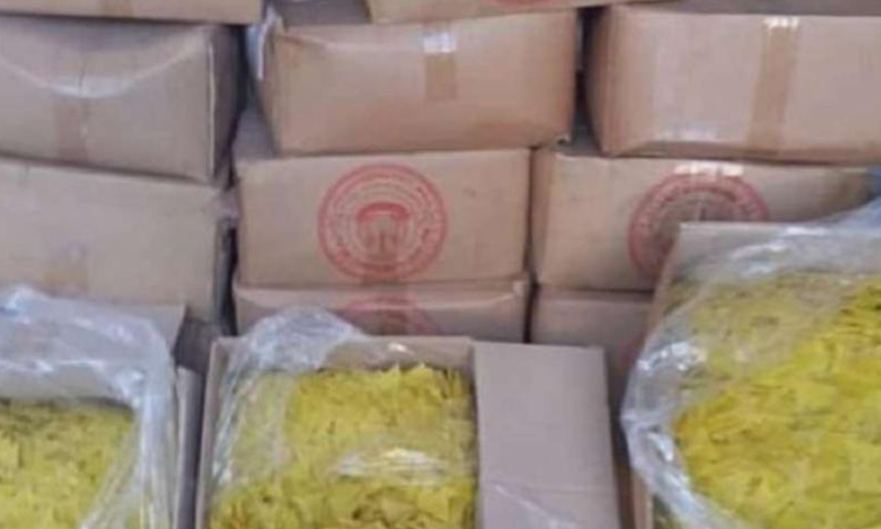 منشأة غذائية في اللاذقية تطعم المدنيين علفاً.. ما القصة؟