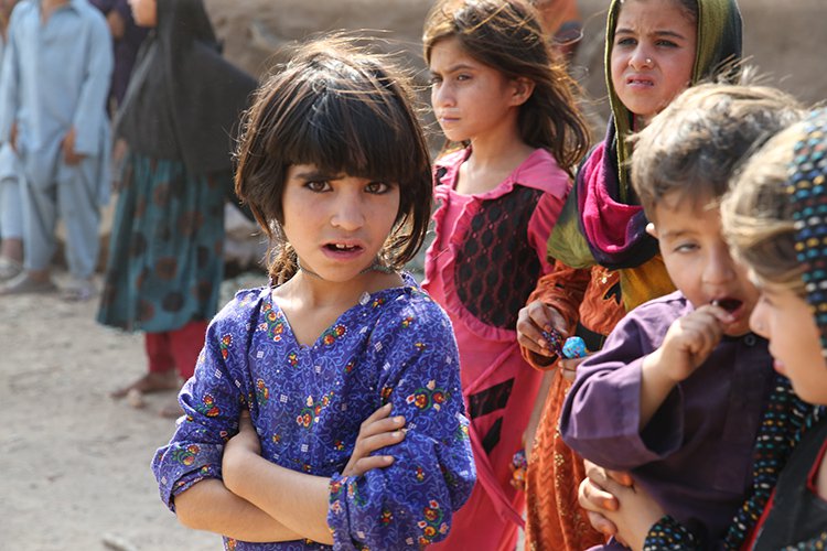 صورة لـ"الأناضول" تدفع مضيفين في شركات طيران تركية لمد يد العون للاجئين
