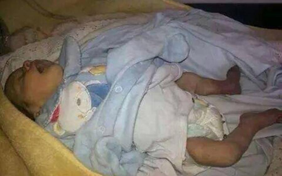 أول حالة وفاة لرضيع سوري في عرسال بسبب البرد