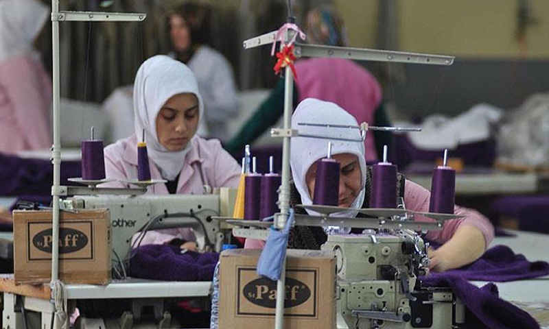 بأربعة شروط.. مشروع تدريبي يقدّم هبة مالية "ضخمة" للسوريين في تركيا